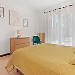 80m² Dans Piscine * Fréjus