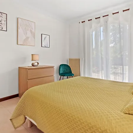 Apartmán 80m² Dans Piscine
