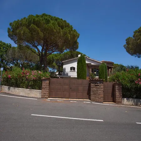 80m² Dans Piscine Apartmán *