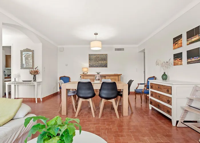 80m² Dans Piscine Lägenhet Fréjus